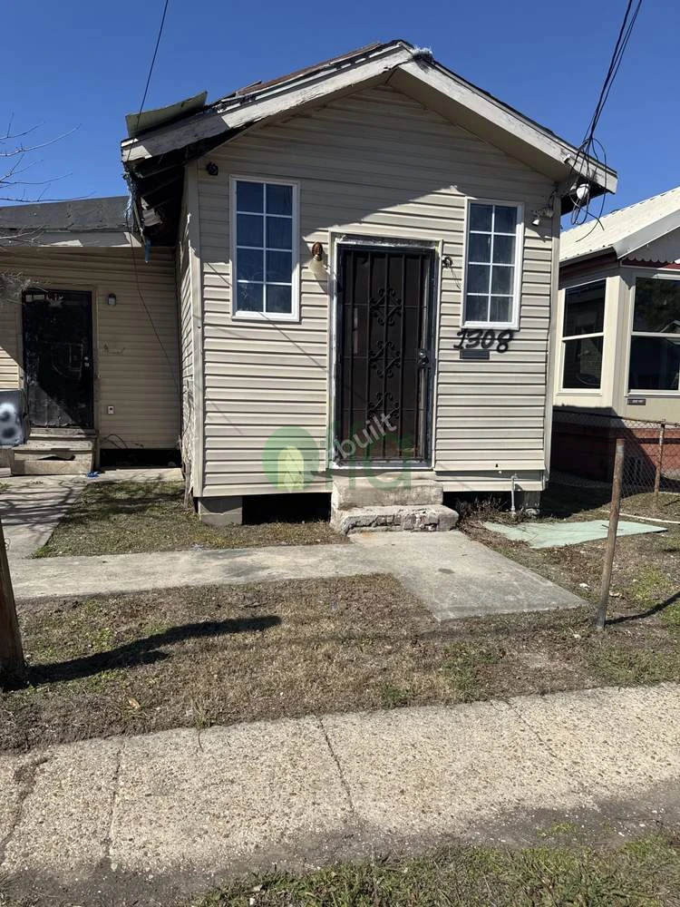 Off market investment property in New Orleans, LA 70117