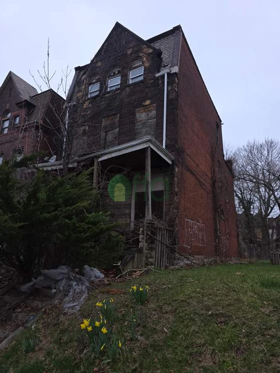 Off market investment property in Pittsburgh, PA 15221