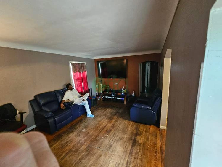 Off market investment property in Detroit, MI 48234