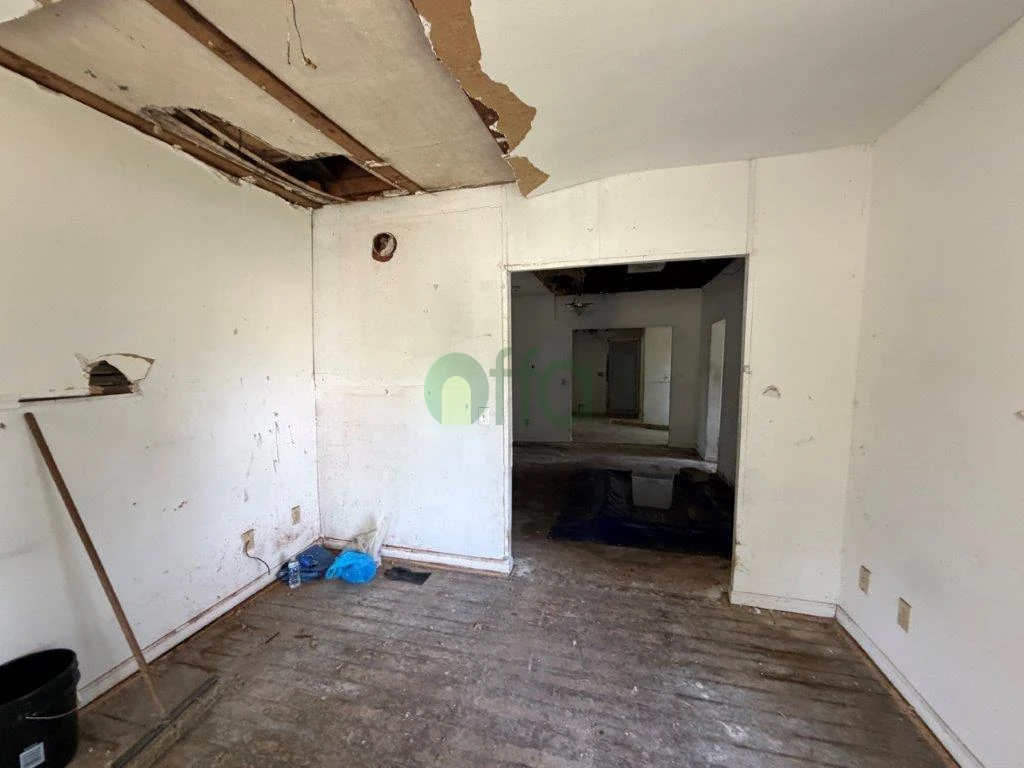 Off market investment property in Cleveland, OH 44105