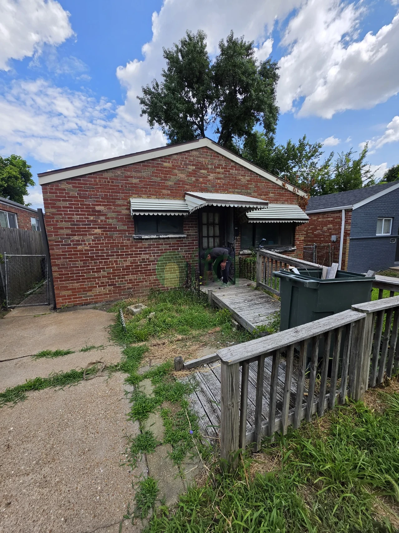 Off market investment property in St. Louis, MO 63104