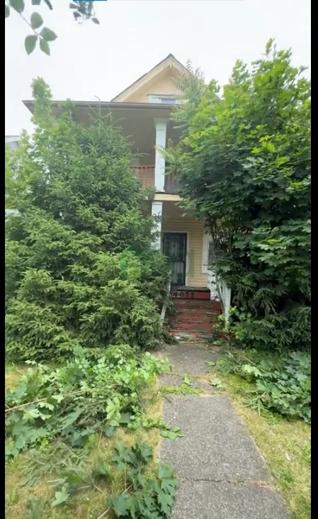 Off market investment property in Cleveland, OH 44105