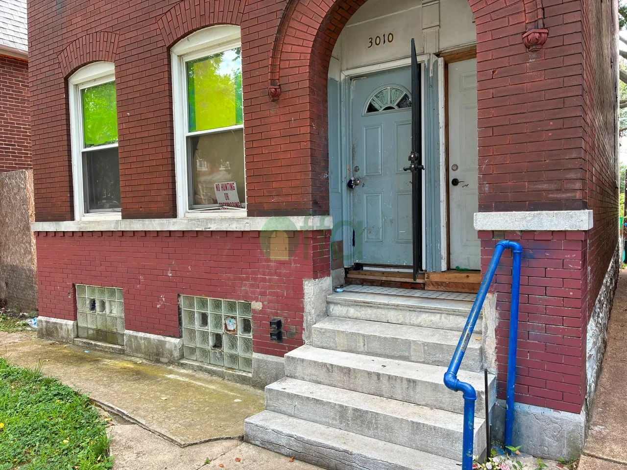 Off market investment property in St. Louis, MO 63118