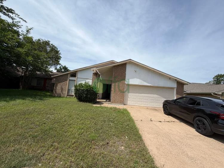 Off market investment property in Fort Worth, TX 76133