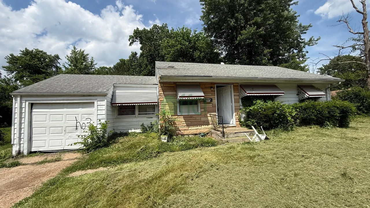 Off market investment property in St. Louis, MO 63137