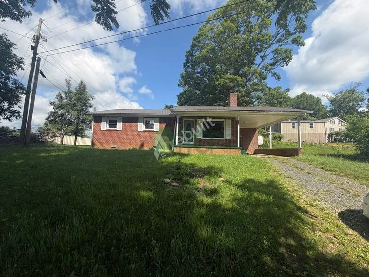 Off market investment property in Spruce Pine, NC 28777