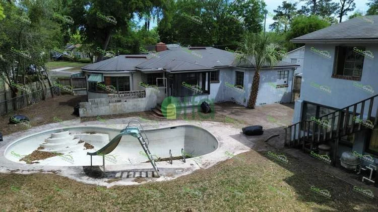 Off market investment property in Jacksonville, FL 32207