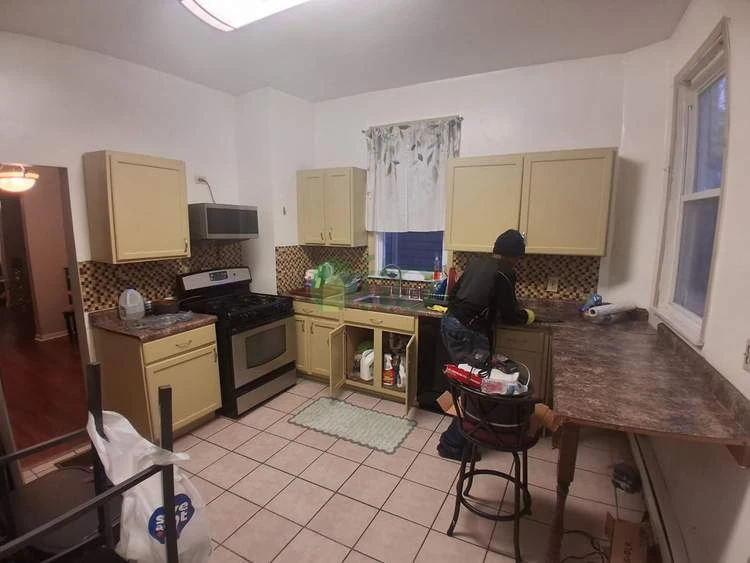 Off market investment property in Chicago, IL 60620