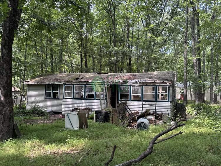 Off market investment property in East Stroudsburg, PA 18302