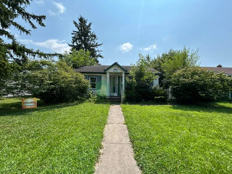 Off market investment property in Anderson, IN 46012