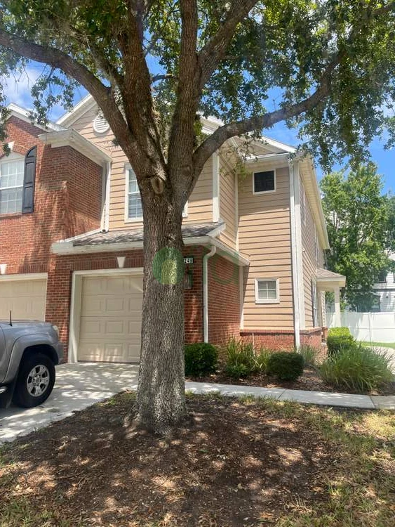 Off market investment property in Jacksonville, FL 32216